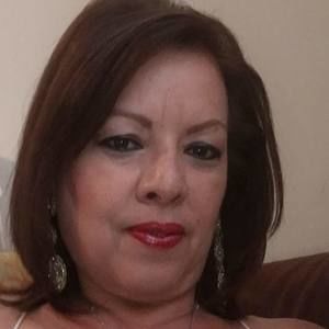 Meet your Posher, Yolanda